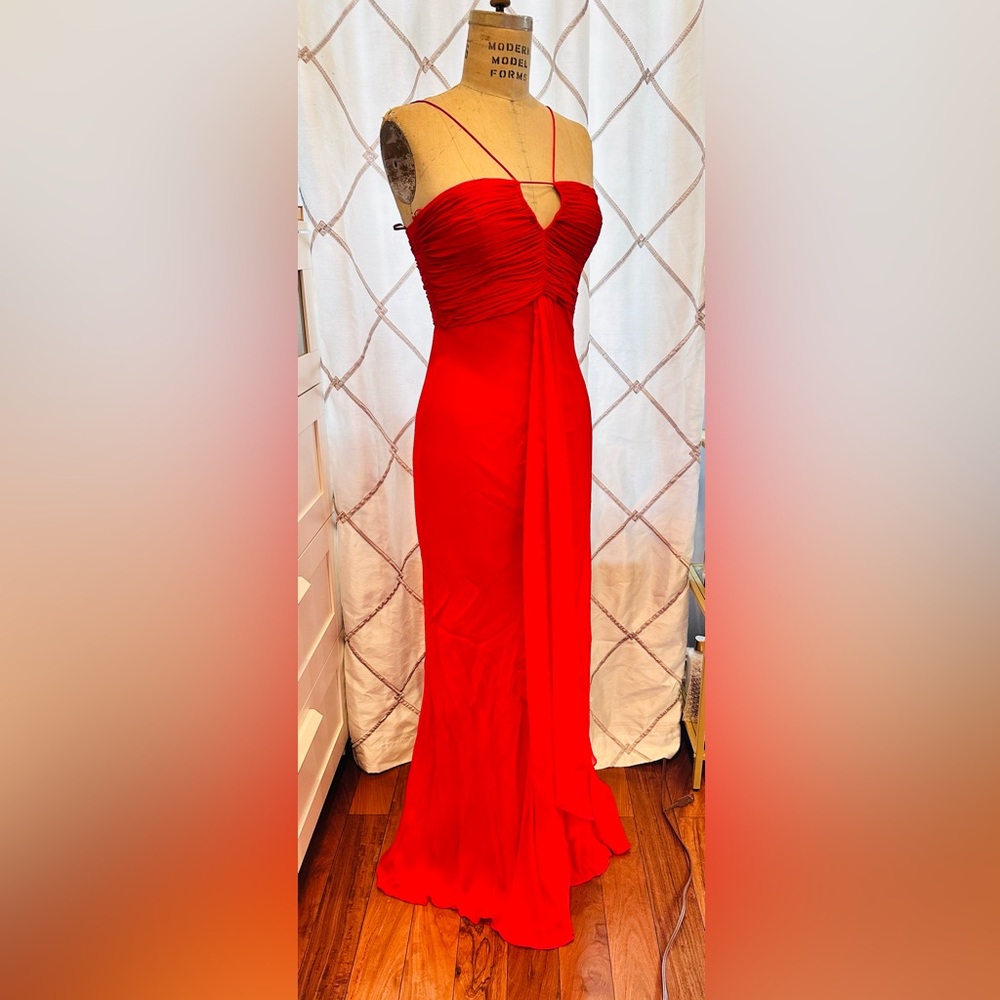NWT silk  Prom dress scarlet red  dress Size 4